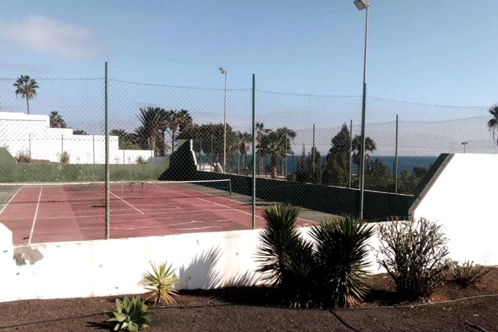 Tuscan Apartment Mit Meerblick Und Sonnenterrasse Costa Teguise Buitenkant foto